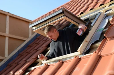 Pose de fenêtres de toit Velux à Richeville
